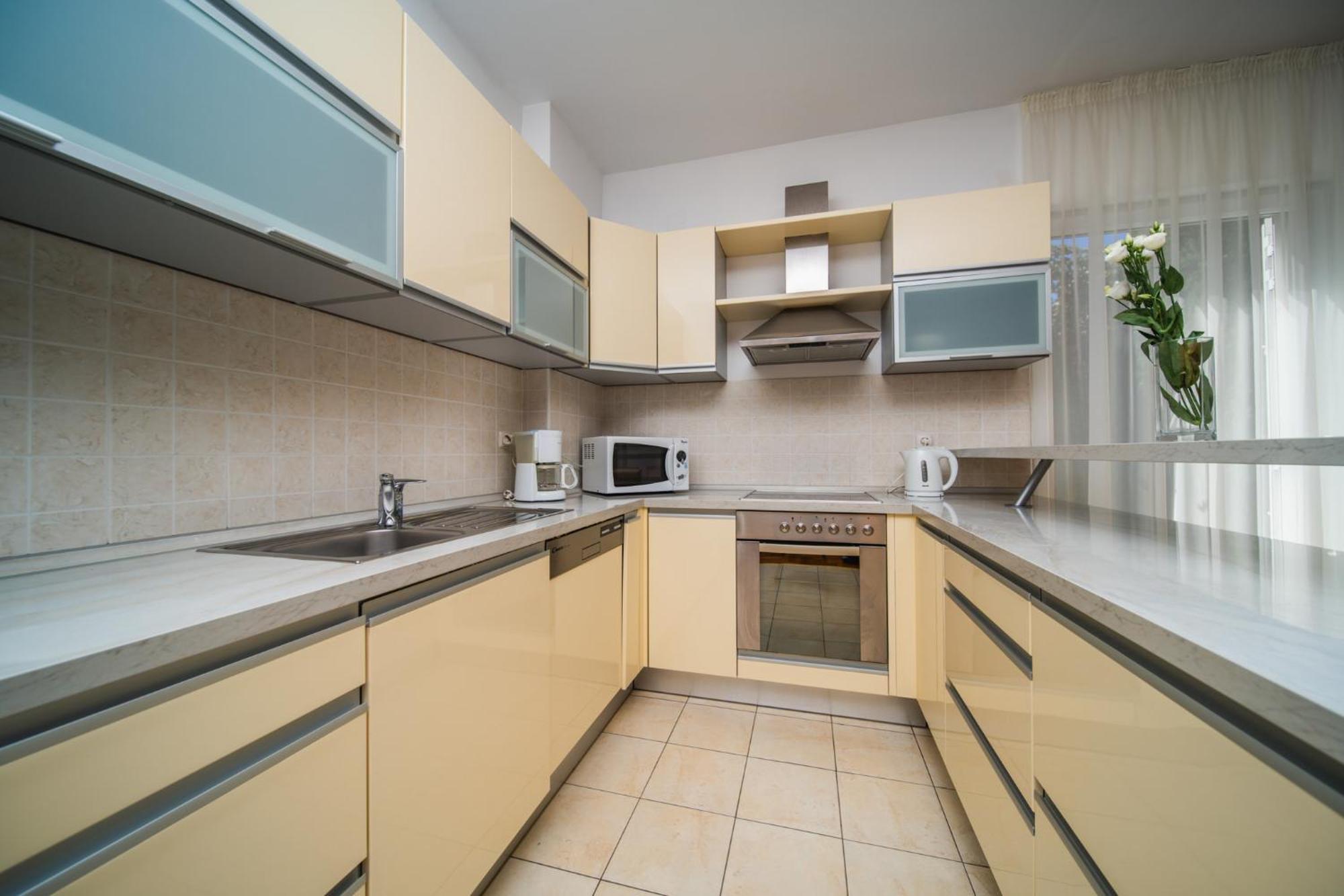 Pervanovo With Free Parking Apartment