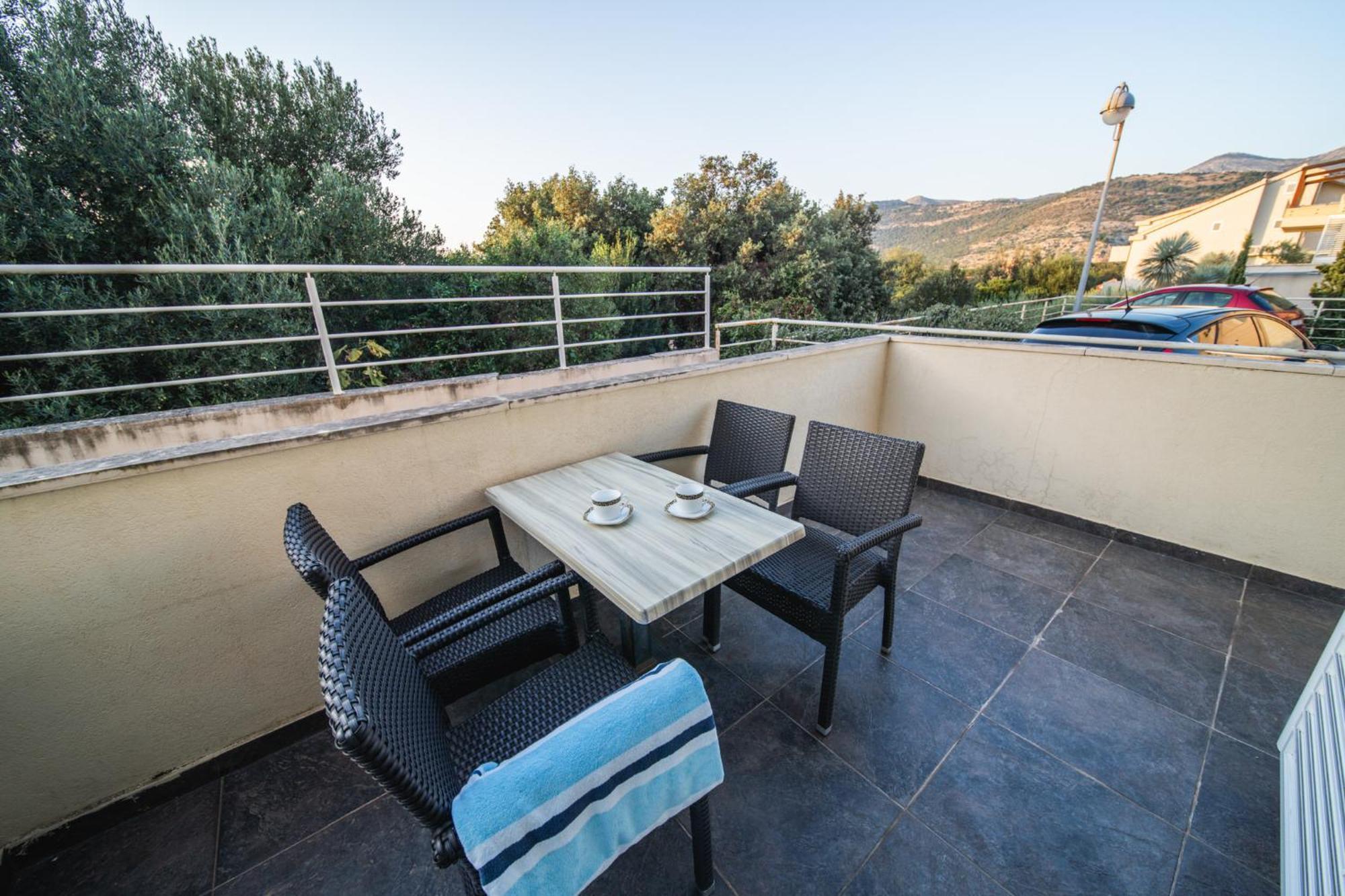 Pervanovo With Free Parking Apartment Dubrovnik